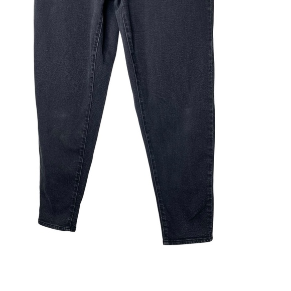 Levi’s High Waisted Mom Jean Black Denim Classic Fit Size 31 - Picture 6 of 10